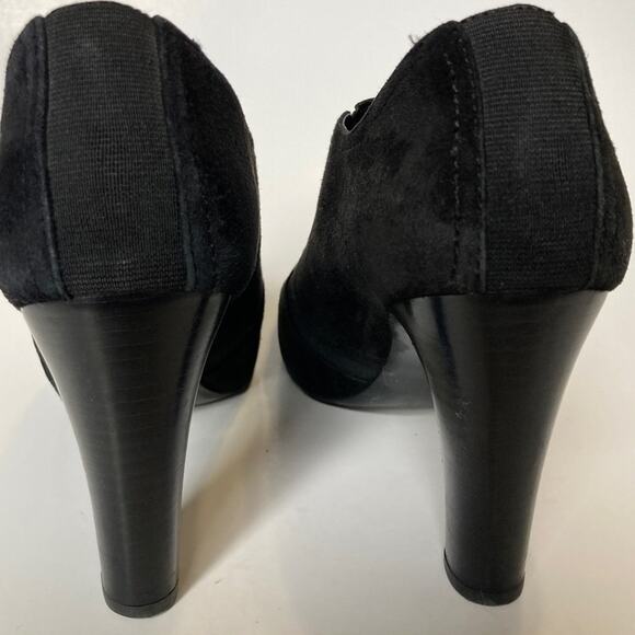 Franco Sarto Black Suede Booties size 8.5 Low Ankle Chunky Heel - Picture 6 of 8